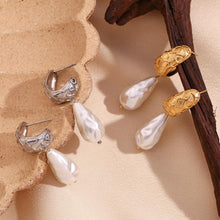 Spotted Bar Moon-Shaped Baroque Pearl Stud Earrings – Unique Elegance