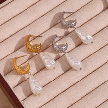 Spotted Bar Moon-Shaped Baroque Pearl Stud Earrings – Unique Elegance