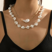 Delicate Gold Chain Necklace with Diamond-Shaped Baroque Pearls - Baroqueluck