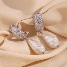 Spotted Bar Moon-Shaped Baroque Pearl Stud Earrings – Unique Elegance