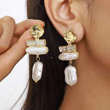 Ultra Lucky Gold Earrings with Glass and Baroque Pearl - Baroqueluck