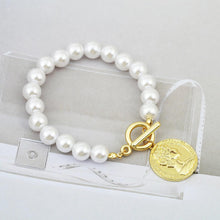 Wealth-Attracting Pearl Bracelet with Gold Coin - Baroqueluck