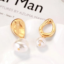 Unique Gold Pearl Earrings Set - Baroqueluck