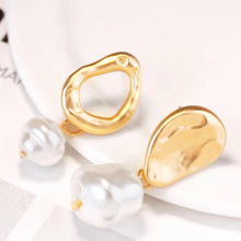 Unique Gold Pearl Earrings Set - Baroqueluck