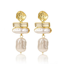 Ultra Lucky Gold Earrings with Glass and Baroque Pearl - Baroqueluck